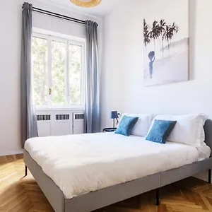 https://hemeras-boutique-homes-luxury-4bdr-close-to-duomo.it-lombardy.com